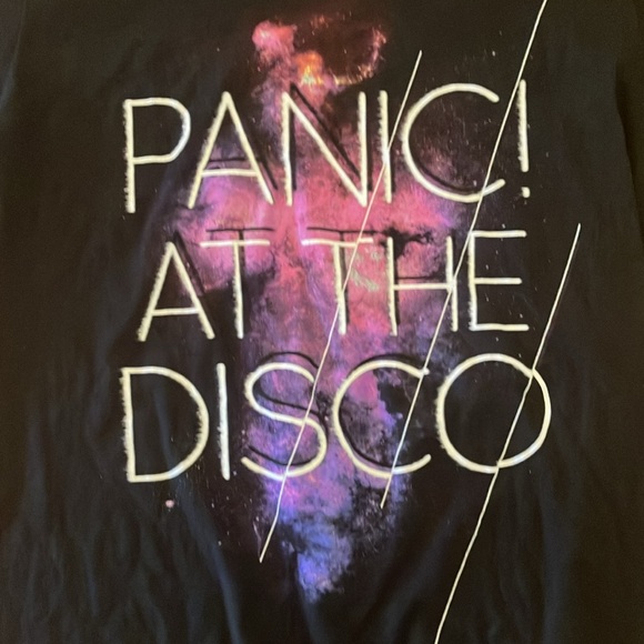 Panic! at the disco black tee size medium - Picture 2 of 5